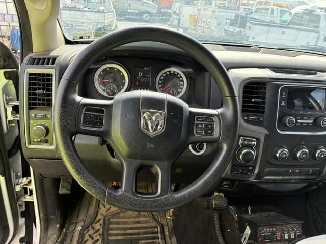 Image of Dodge Ram 1500 equipment image 4