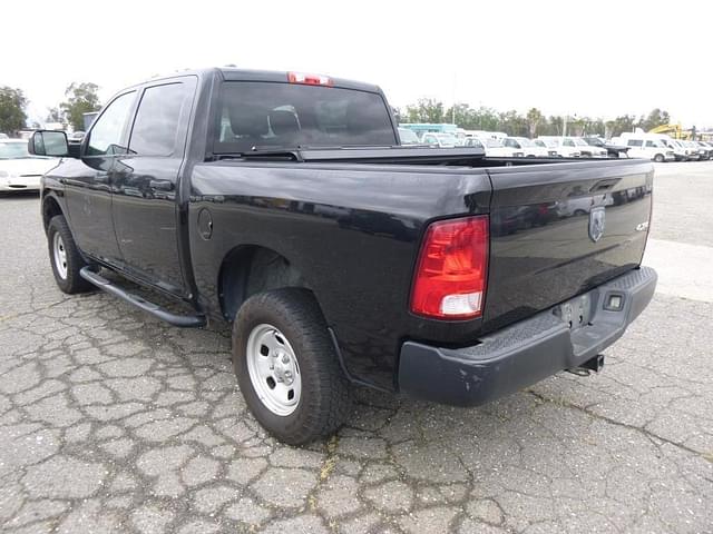 Image of Dodge Ram 1500 equipment image 3