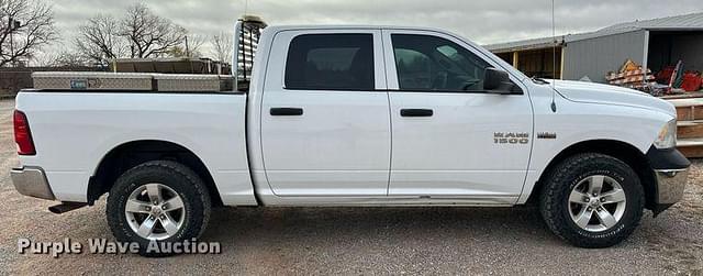 Image of Dodge Ram 1500 equipment image 3