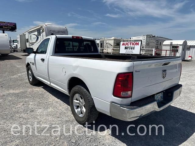 Image of Dodge Ram 1500 equipment image 2