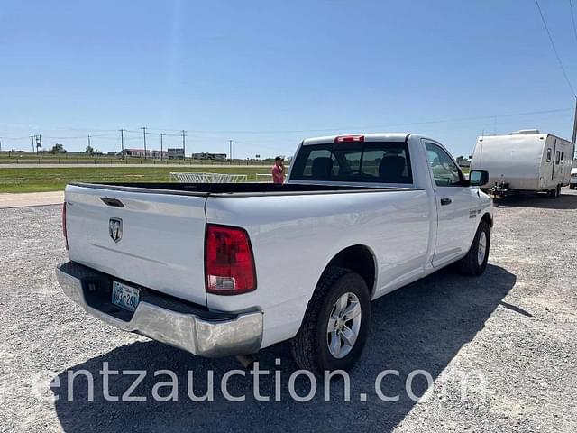 Image of Dodge Ram 1500 equipment image 4