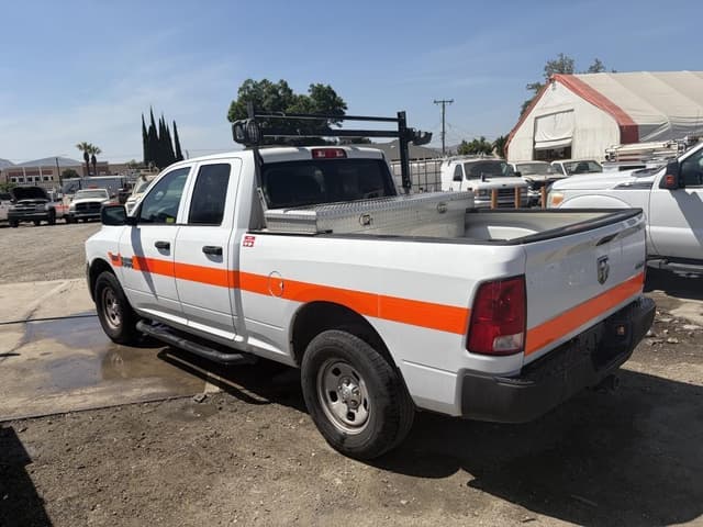 Image of Dodge Ram 1500 equipment image 3