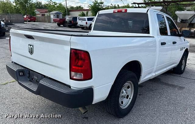Image of Dodge Ram 1500 equipment image 4