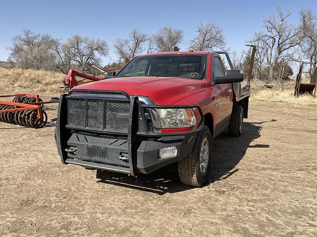 Image of Dodge Ram 2500 equipment image 4