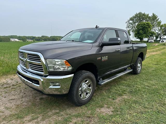 Image of Dodge Ram 2500 equipment image 2