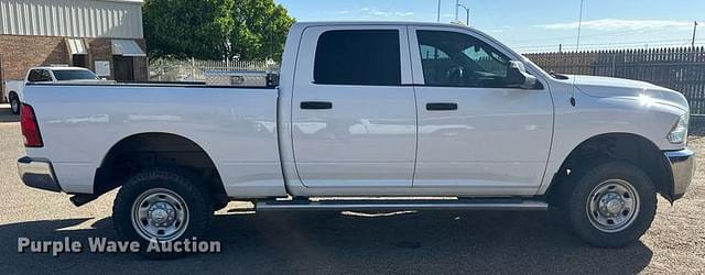 Image of Dodge Ram 2500 equipment image 3