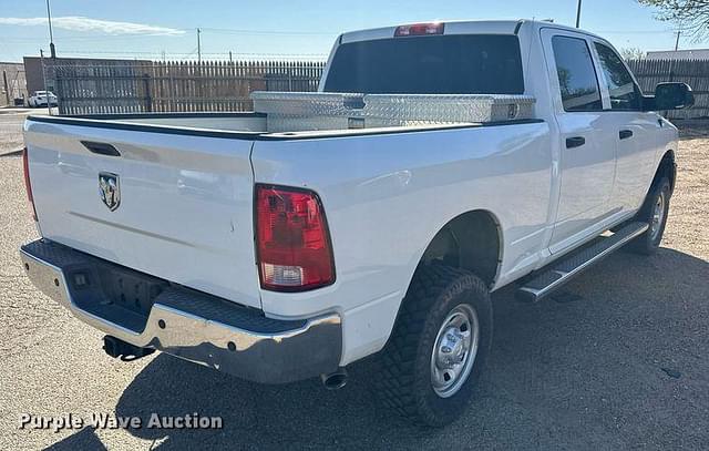 Image of Dodge Ram 2500 equipment image 4