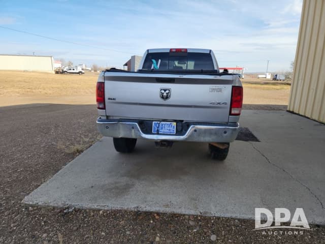 Image of Dodge Ram 2500 equipment image 3