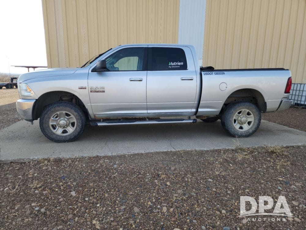 2014 Dodge Ram 2500 Equipment Image0
