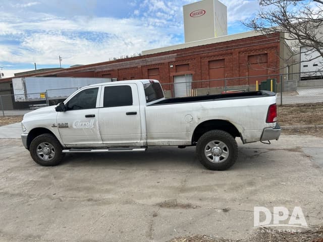 Image of Dodge Ram 2500 equipment image 4