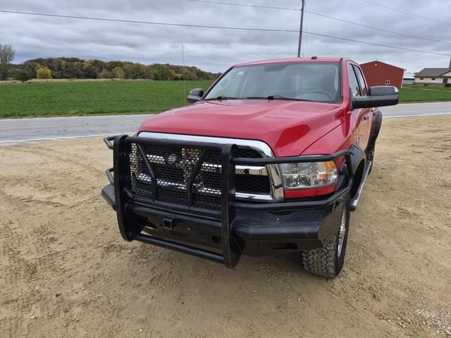 Image of Dodge Ram 2500 equipment image 2