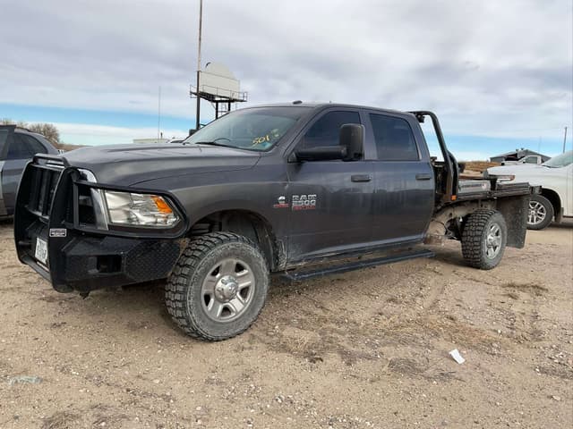 Image of Dodge Ram 2500 equipment image 3