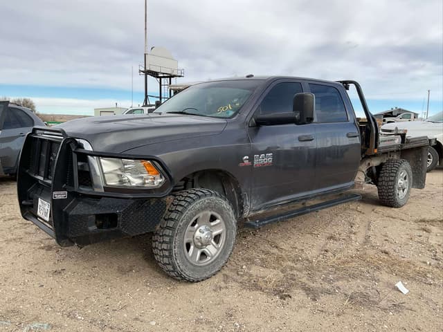 Image of Dodge Ram 2500 equipment image 2