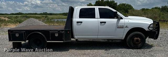 Image of Dodge Ram 3500 equipment image 3