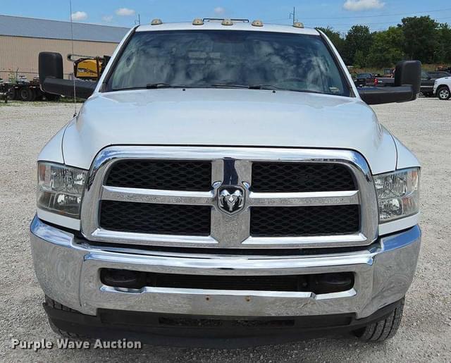 Image of Dodge Ram 3500 equipment image 1