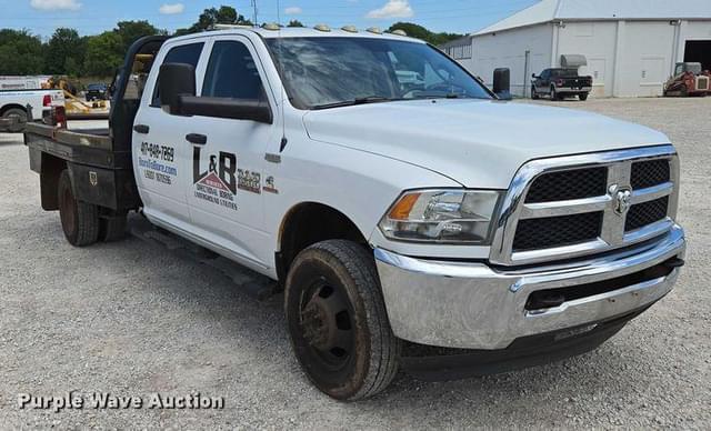 Image of Dodge Ram 3500 equipment image 2