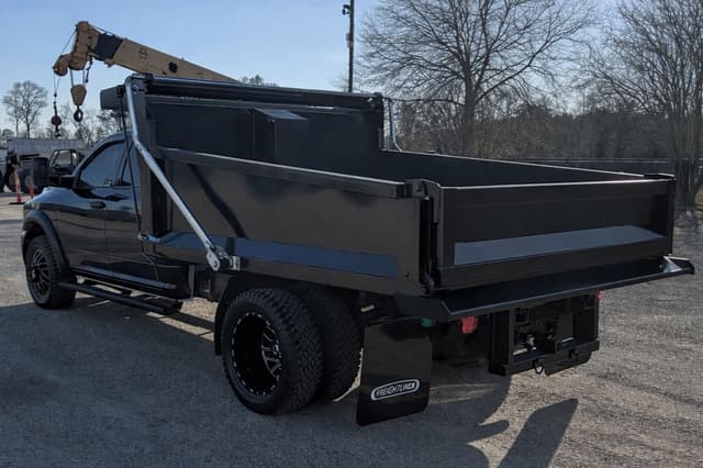 Image of Dodge Ram 3500 equipment image 4