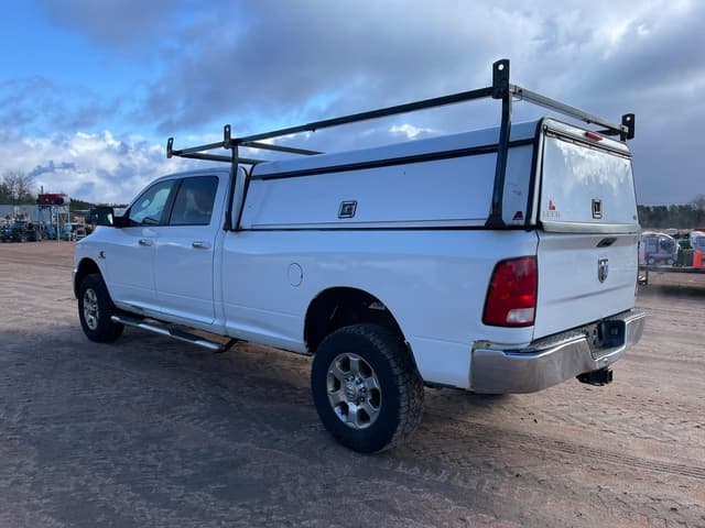 Image of Dodge Ram 3500 equipment image 2
