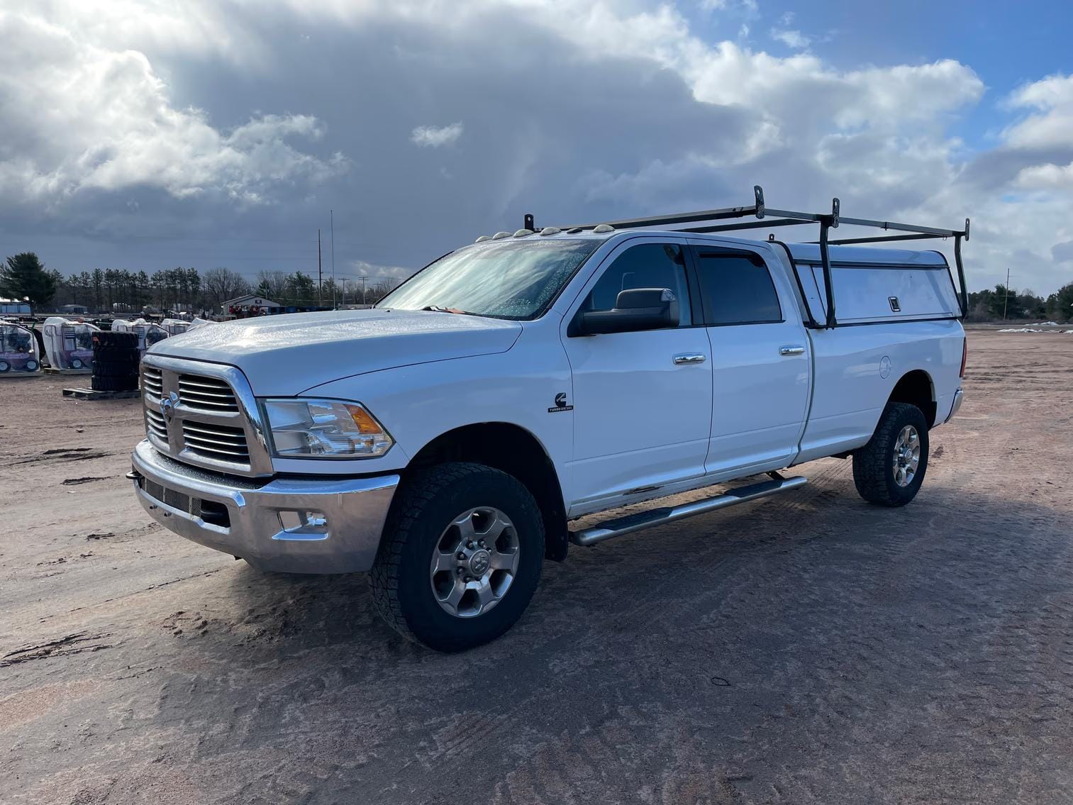 2014 Dodge Ram 3500 Equipment Image0