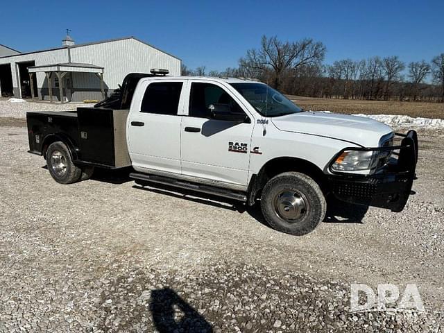 Image of Dodge Ram 3500 equipment image 1