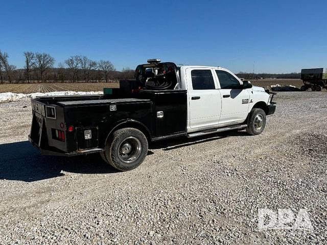 Image of Dodge Ram 3500 equipment image 4