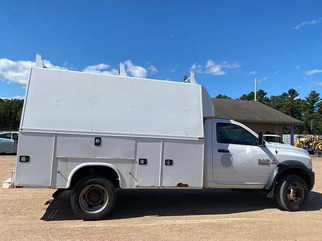 Image of Dodge Ram 4500 equipment image 3