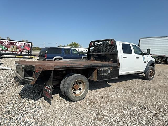 Image of Dodge Ram 5500 equipment image 2