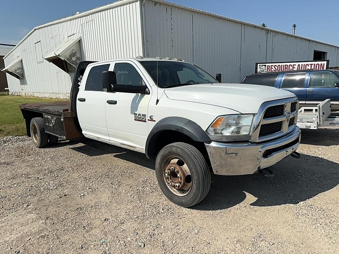 Image of Dodge Ram 5500 Primary image