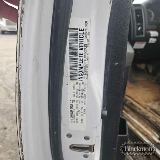 Image of Dodge Ram 5500 equipment image 4