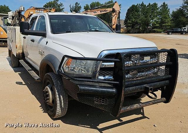 Image of Dodge Ram 5500 equipment image 2