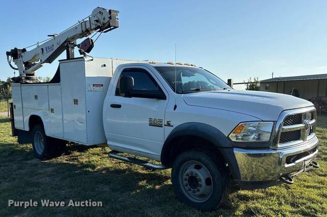 Image of Dodge Ram 5500 equipment image 2