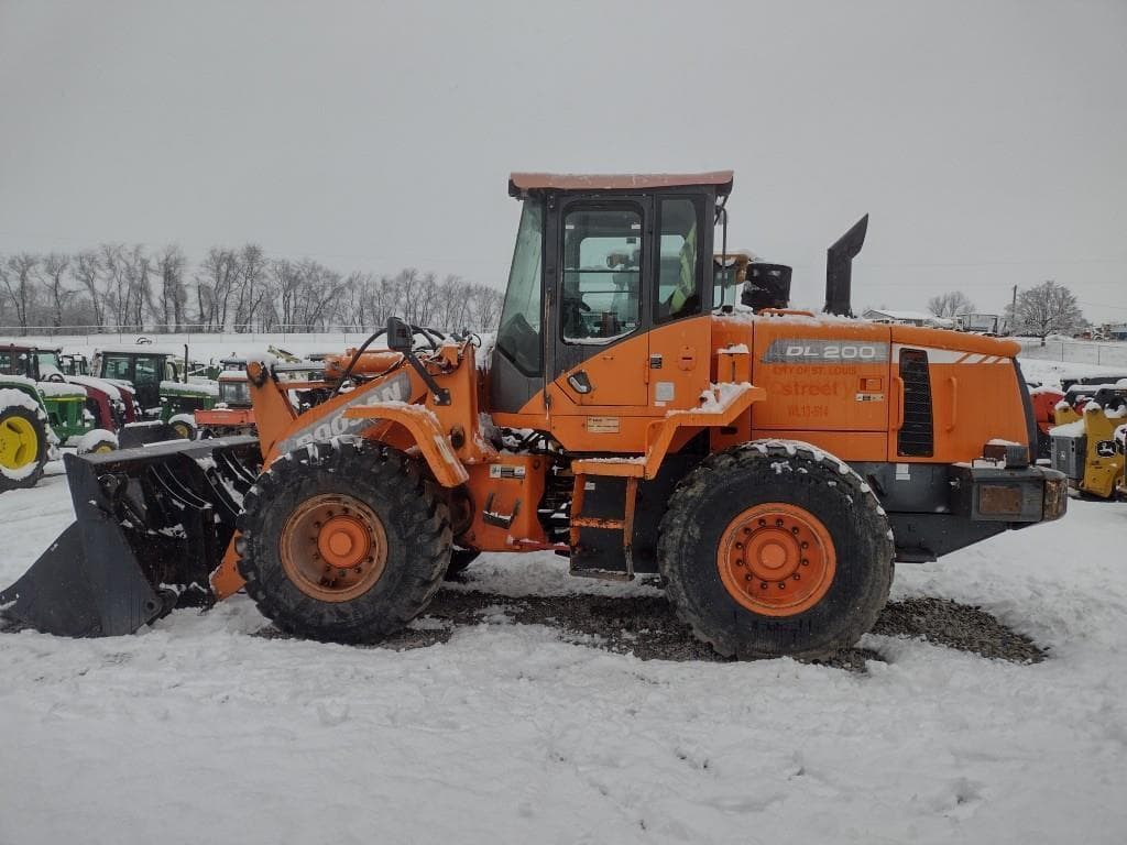 Image of Doosan DL200 Primary image