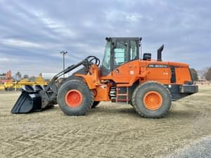 2014 Doosan DL200 Image