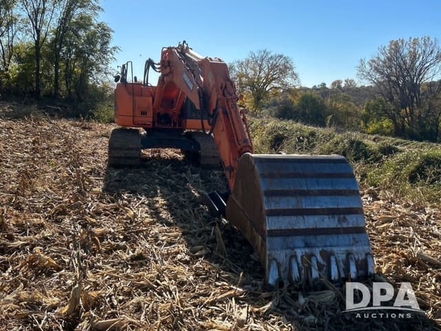 Image of  Doosan DX235LCR equipment image 3