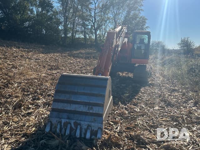 Image of  Doosan DX235LCR equipment image 2