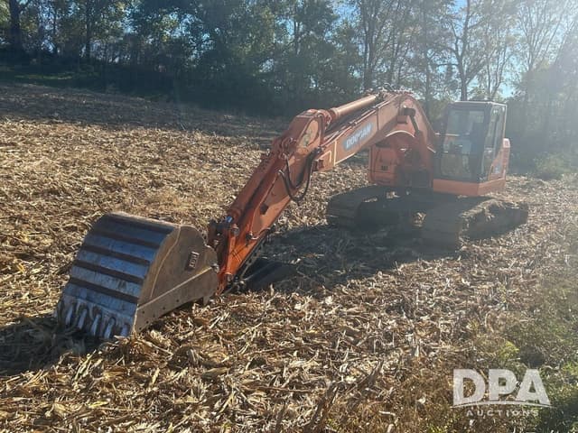 Image of  Doosan DX235LCR equipment image 1