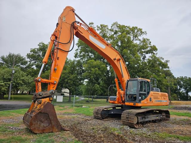 Image of  Doosan DX350LC equipment image 1