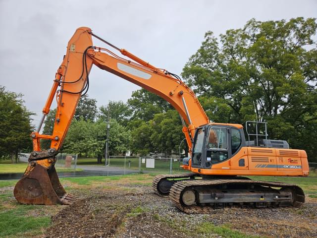 Image of  Doosan DX350LC equipment image 4