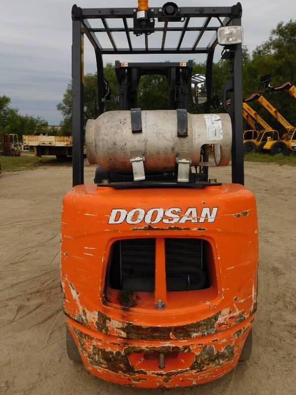 Image of  Doosan GC30E-5 equipment image 2