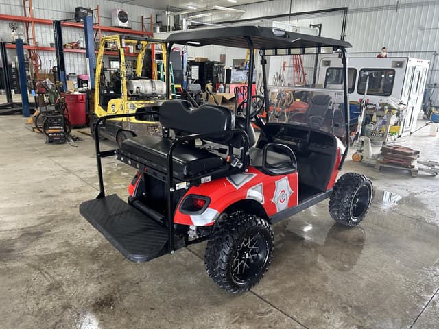 Image of EZ-GO TXT equipment image 3