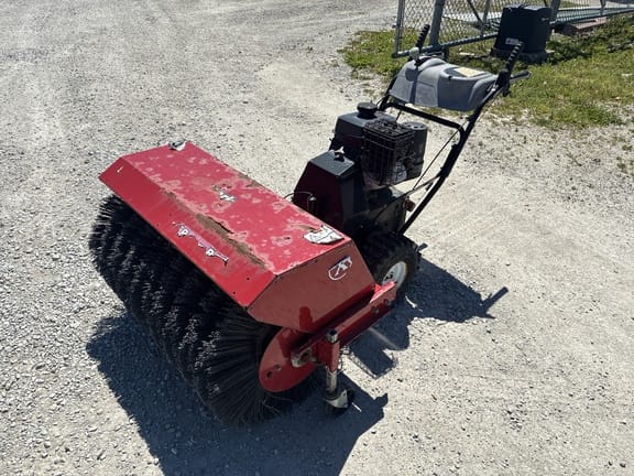 2014 Exmark BR270KC36 Equipment Image0