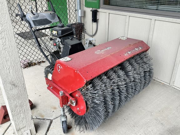 2014 Exmark BR270KC36 Equipment Image0