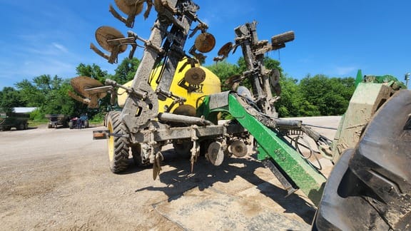 2014 Fast 8324 Image