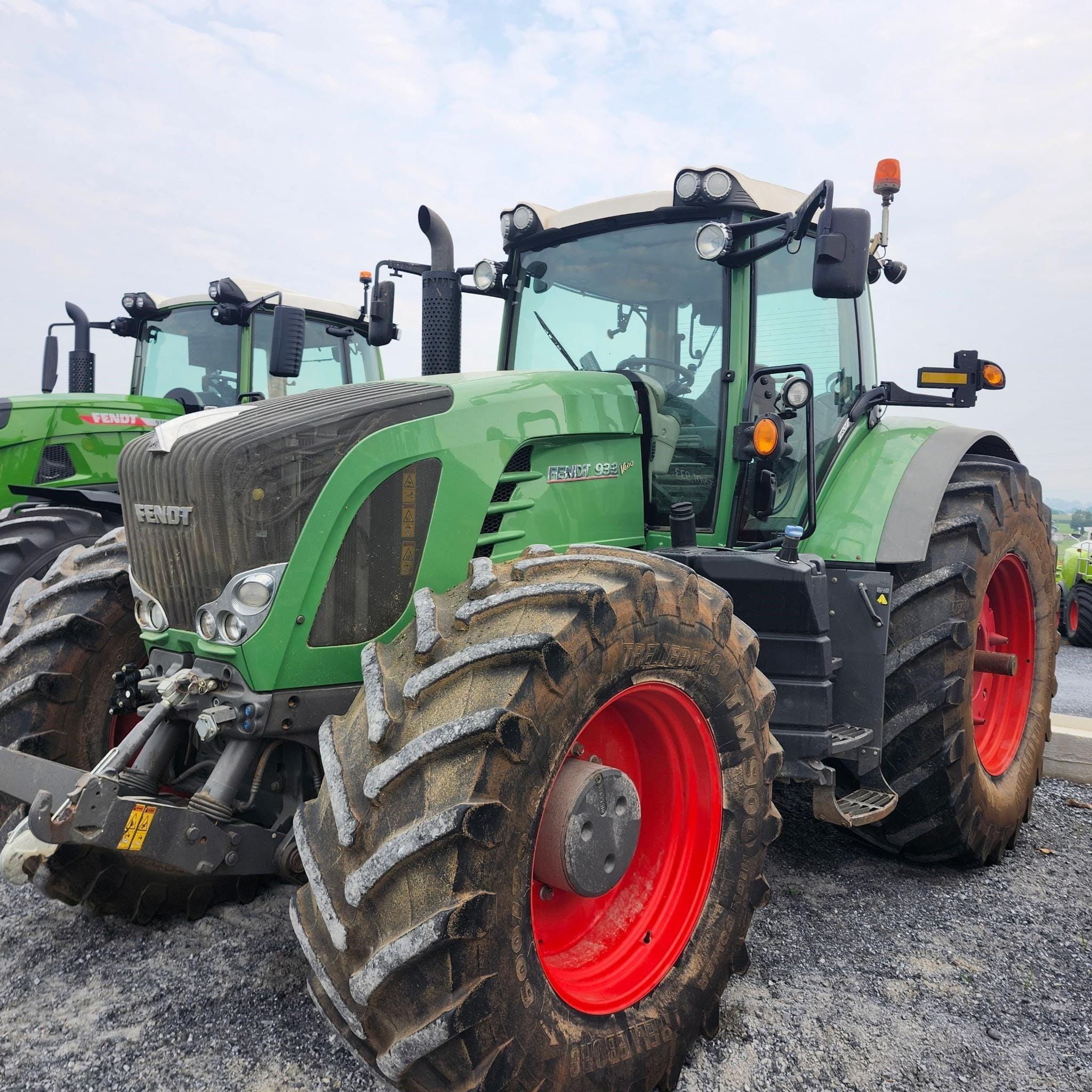 2014 Fendt 933 Vario Equipment Image0