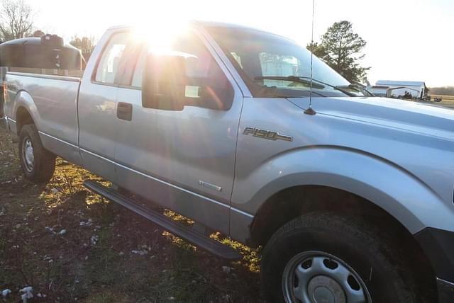 Image of Ford F-150 equipment image 3