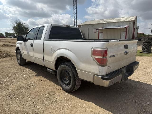 Image of Ford F-150 equipment image 2