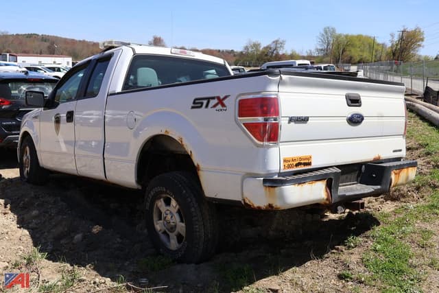 Image of Ford F-150 equipment image 1