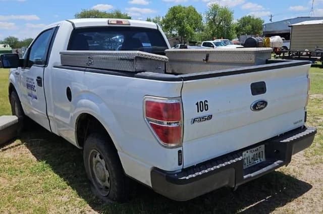 Image of Ford F-150 equipment image 2