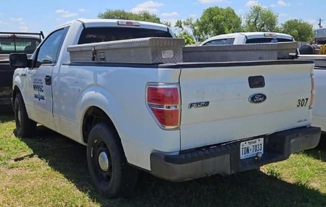 Image of Ford F-150 equipment image 2