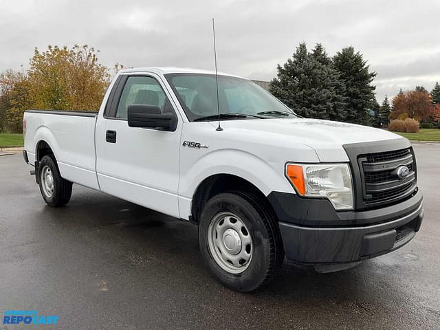 Image of Ford F-150 equipment image 2